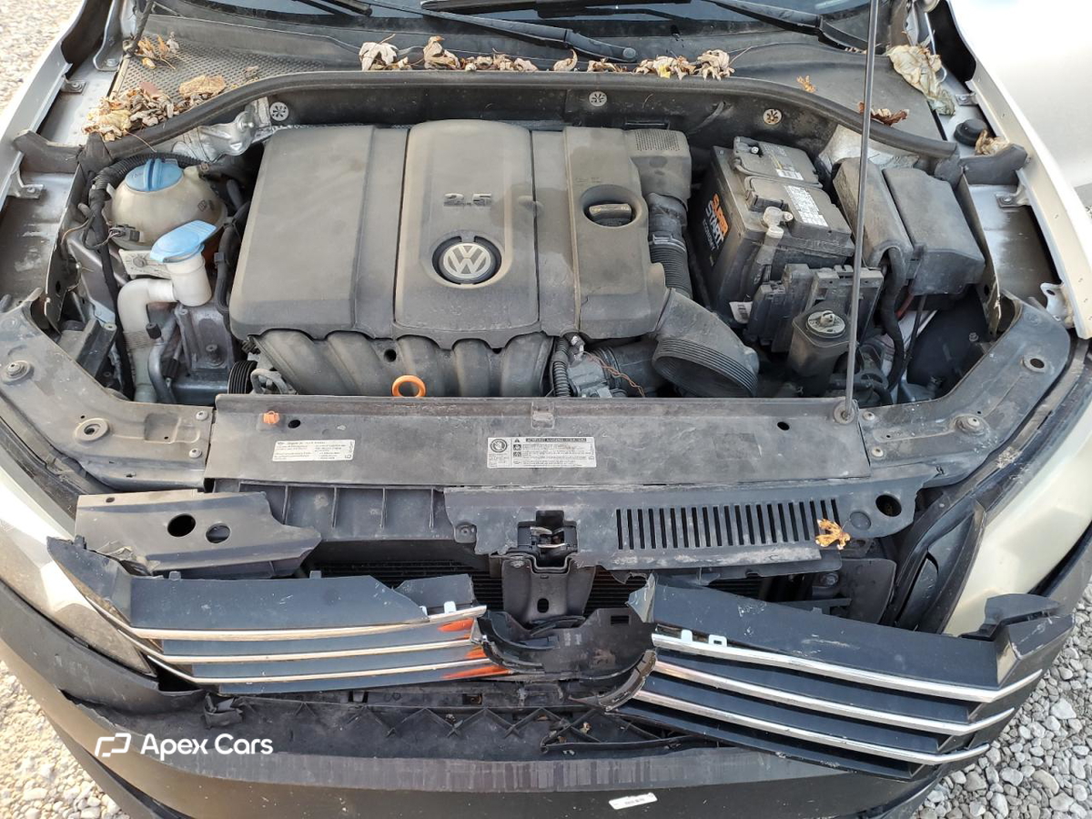 Volkswagen Passat 2013
