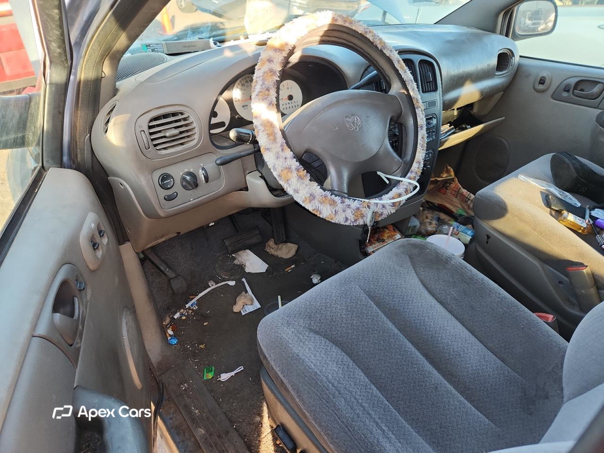 Dodge Caravan 2003