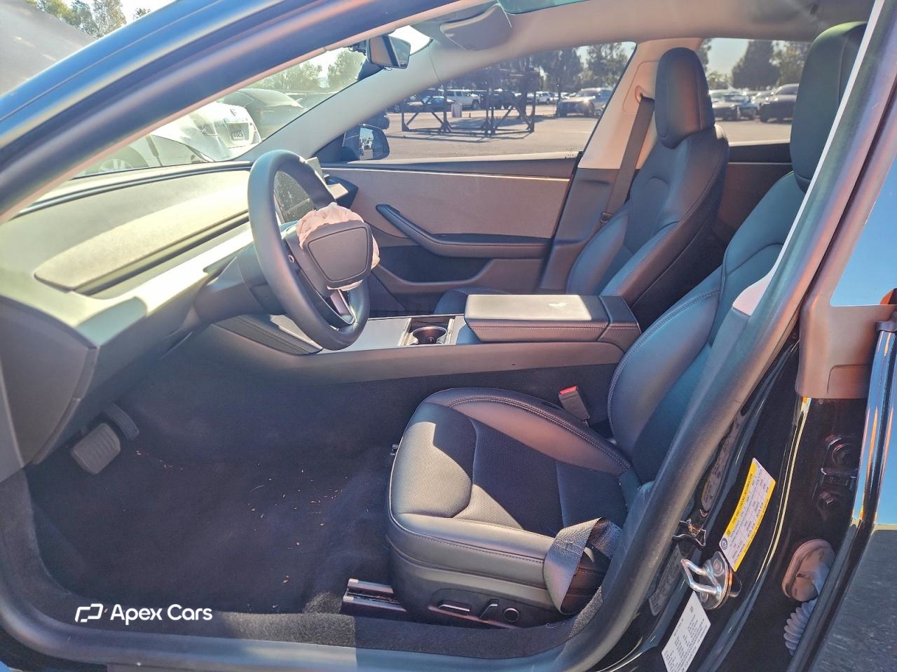 Tesla Model 3 2024