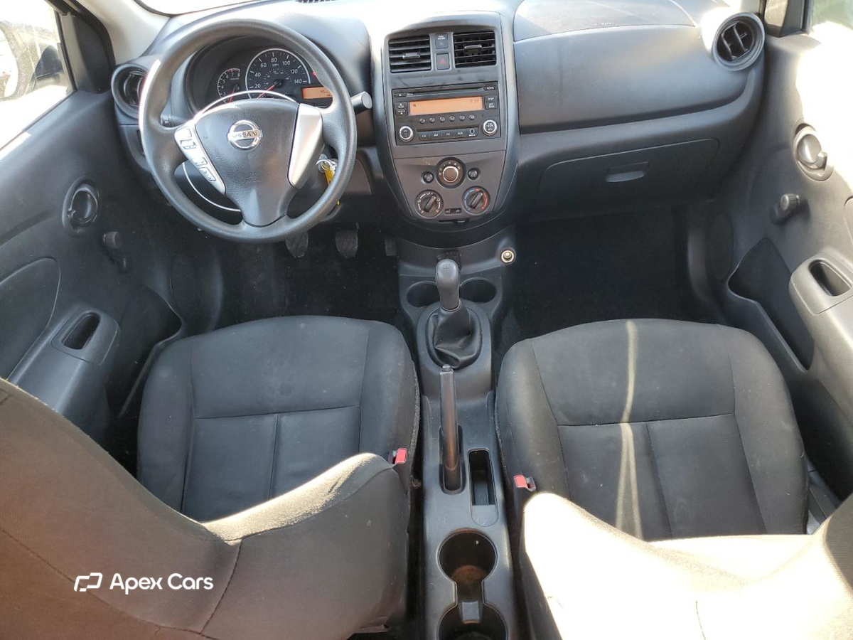 Nissan Versa 2017