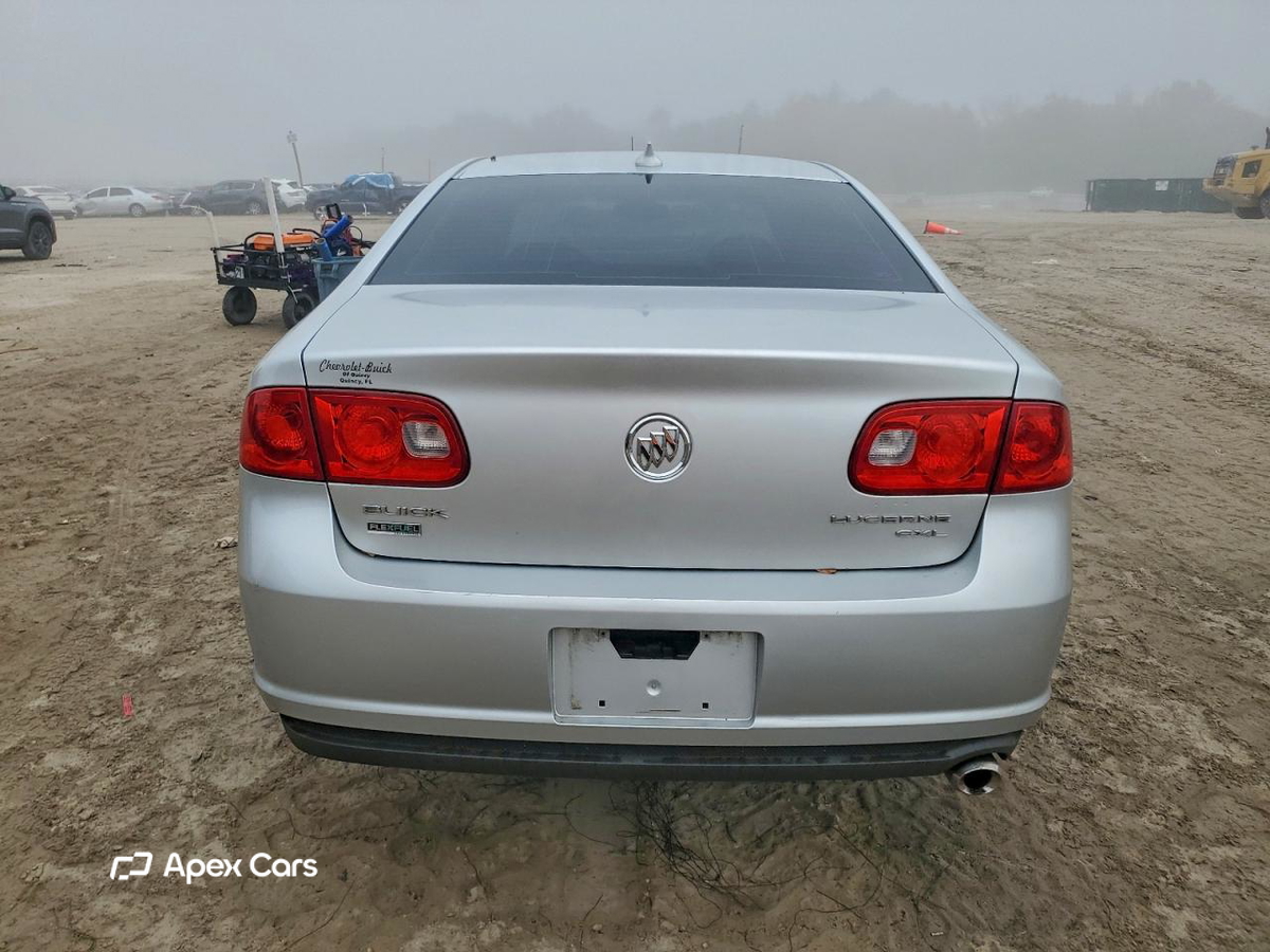 Buick Lucerne 2011