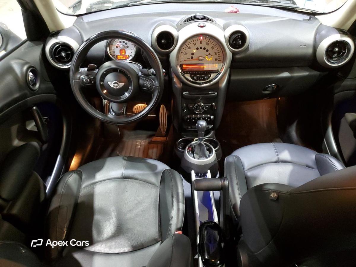 MINI Cooper 2012