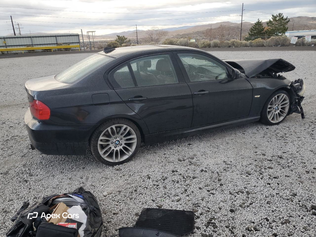 BMW Series 3 2011