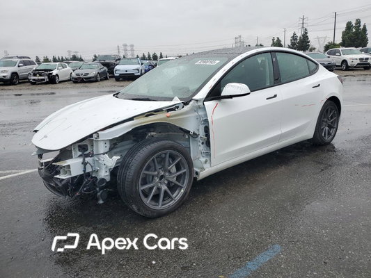 Tesla Model 3 2022 - Image 1 of 14