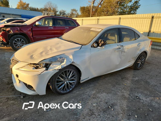 Lexus IS 2015 - Image 1 of 13