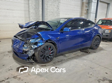 Tesla Model Y 2020 - Image 1 of 14