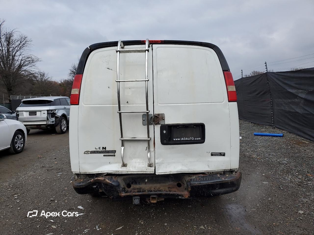 Chevrolet Express 2015