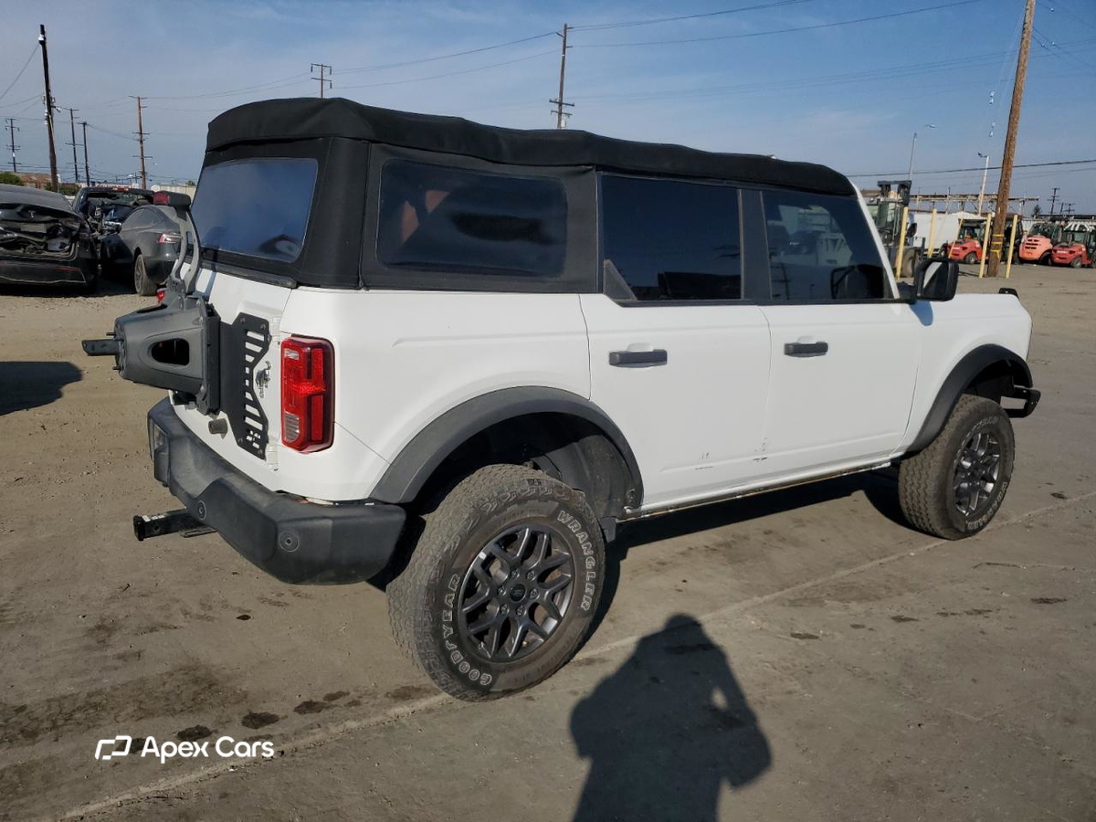 Ford Bronco 2022