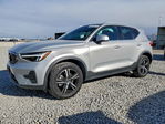 Volvo XC40 2025