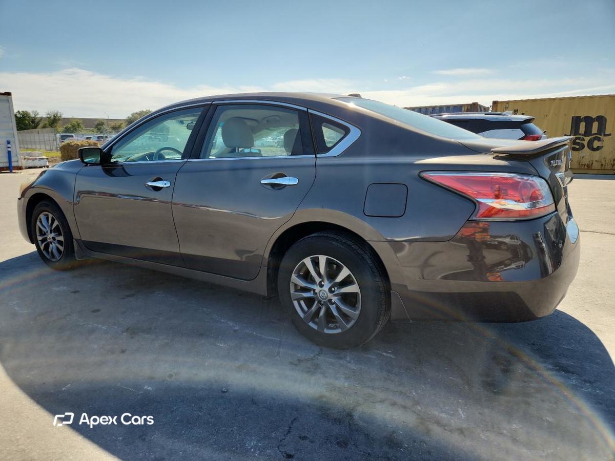 Nissan Altima 2015