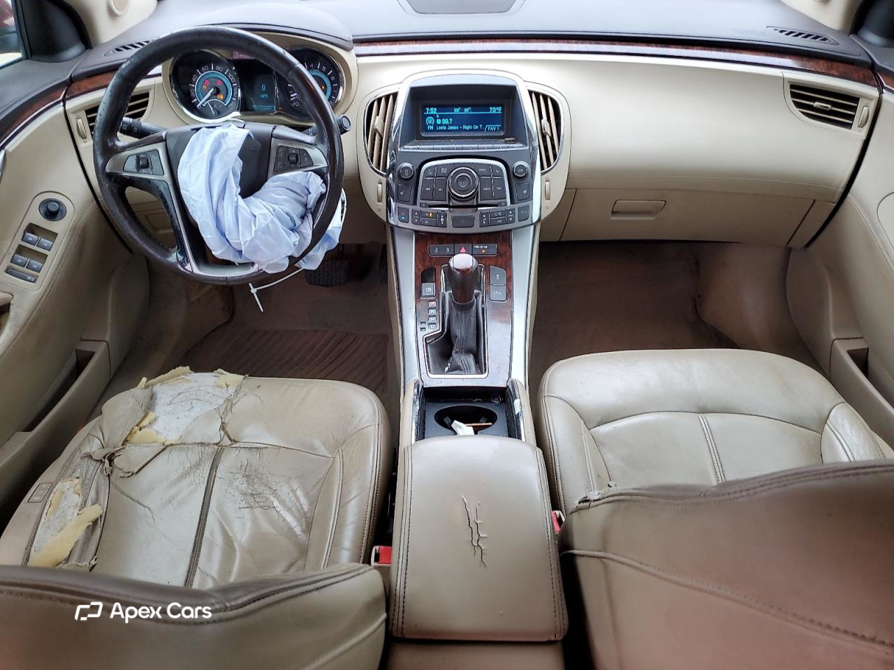 Buick LaCrosse 2011