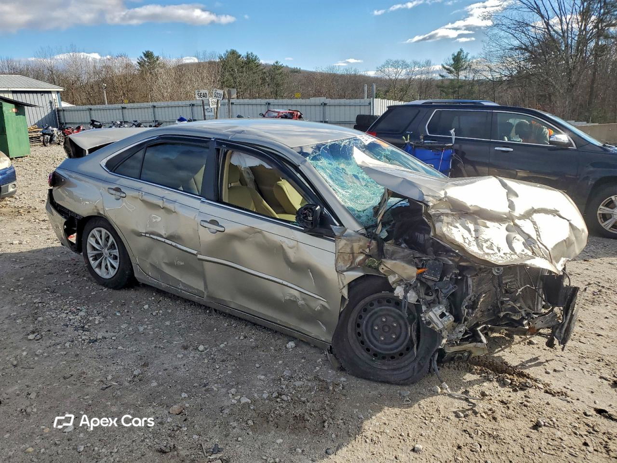 Toyota Camry 2016