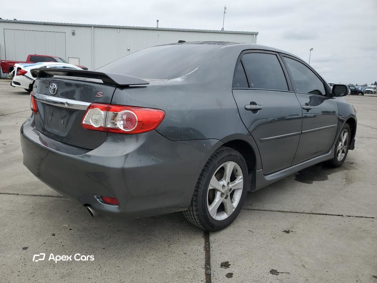 Toyota Corolla 2011