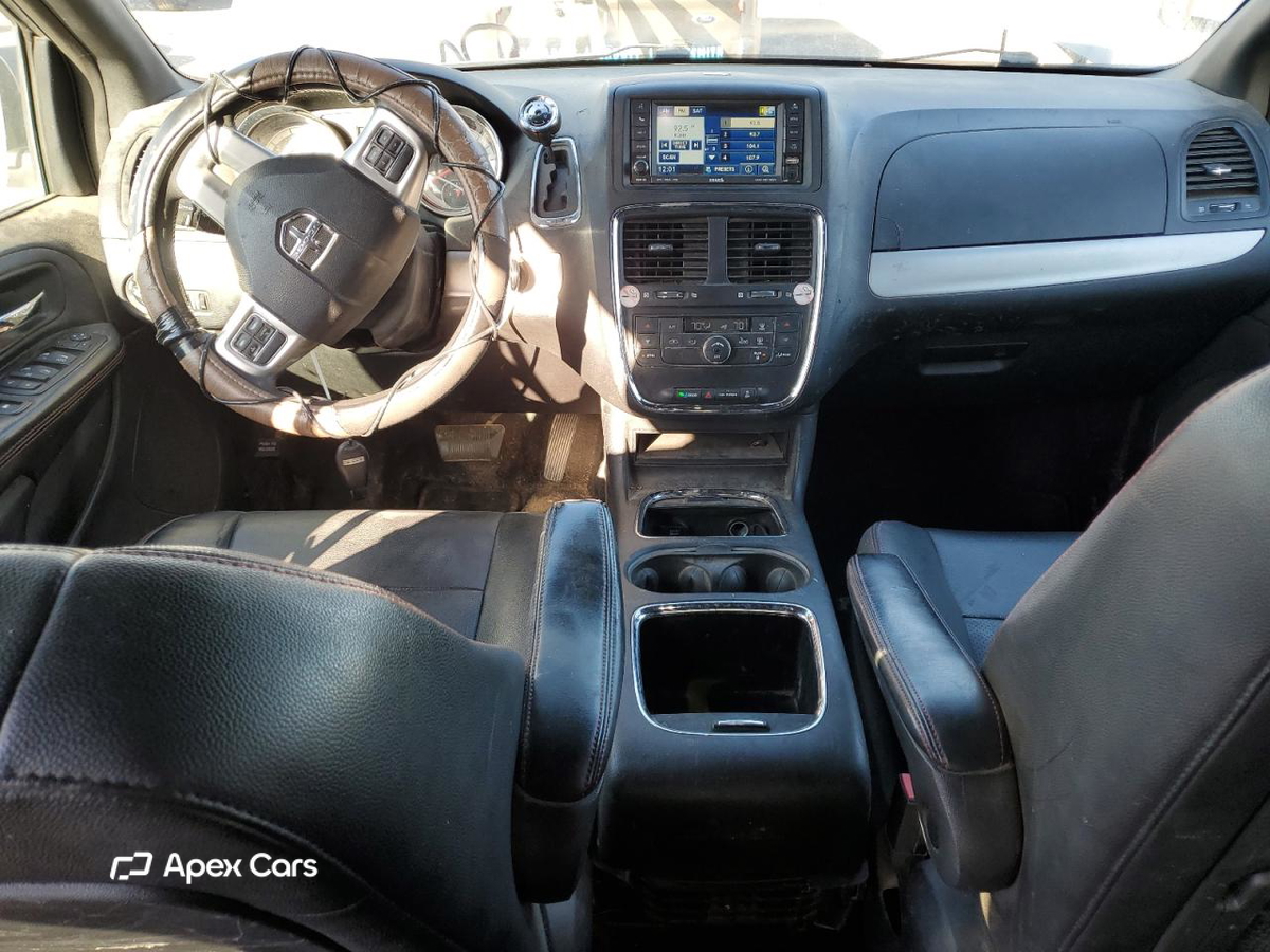 Dodge Caravan 2016
