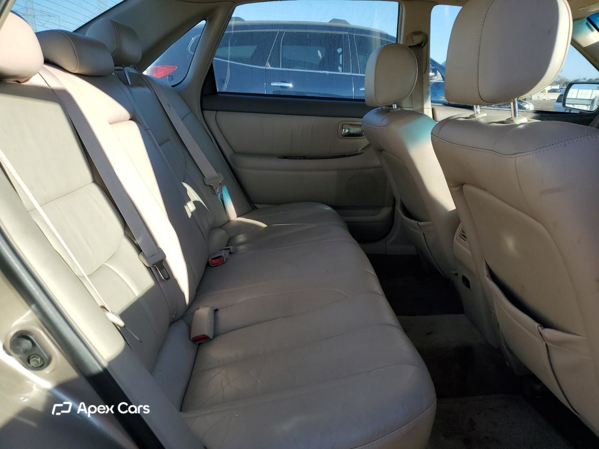 Toyota Avalon 2000