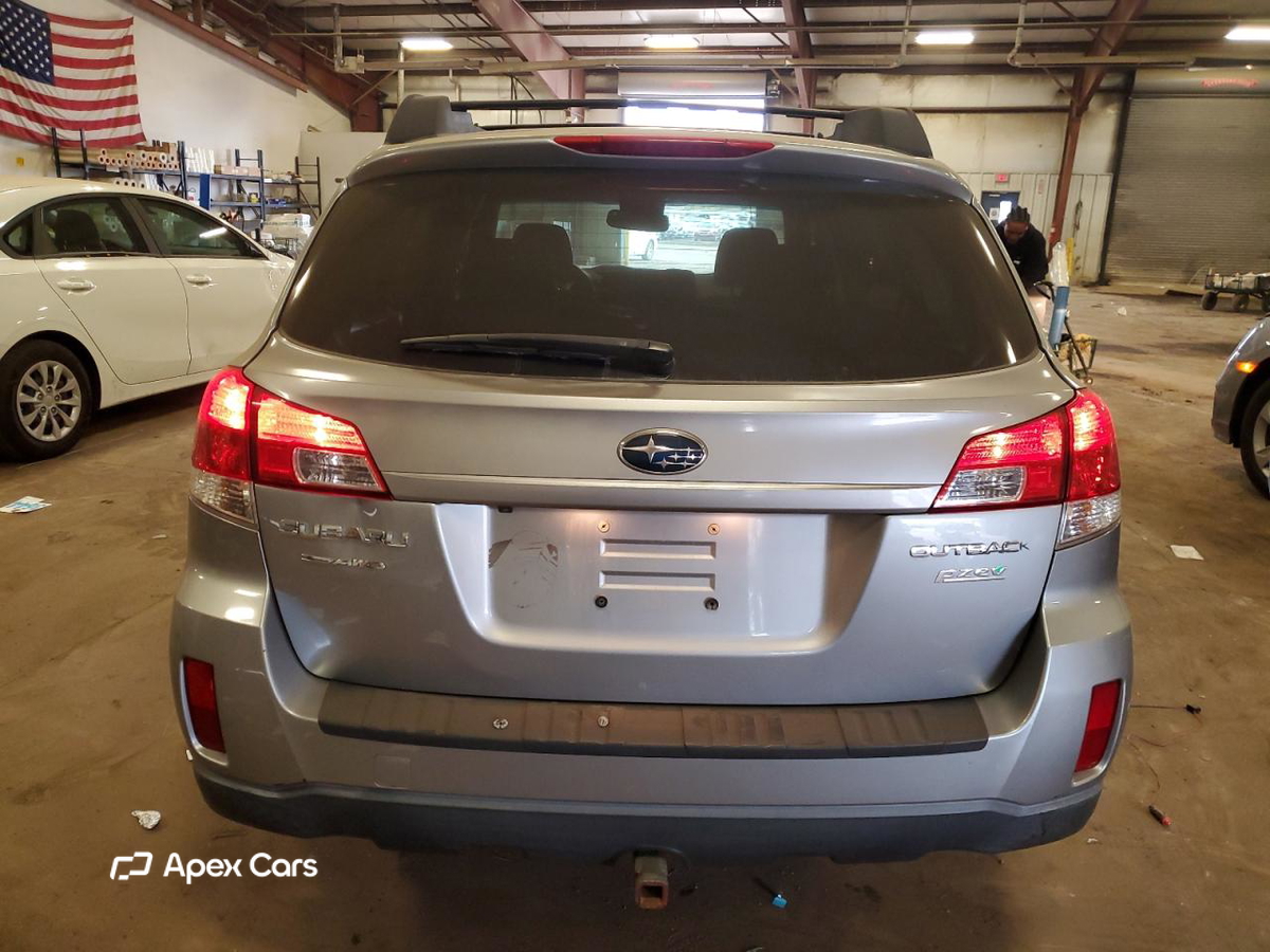 Subaru Outback 2011