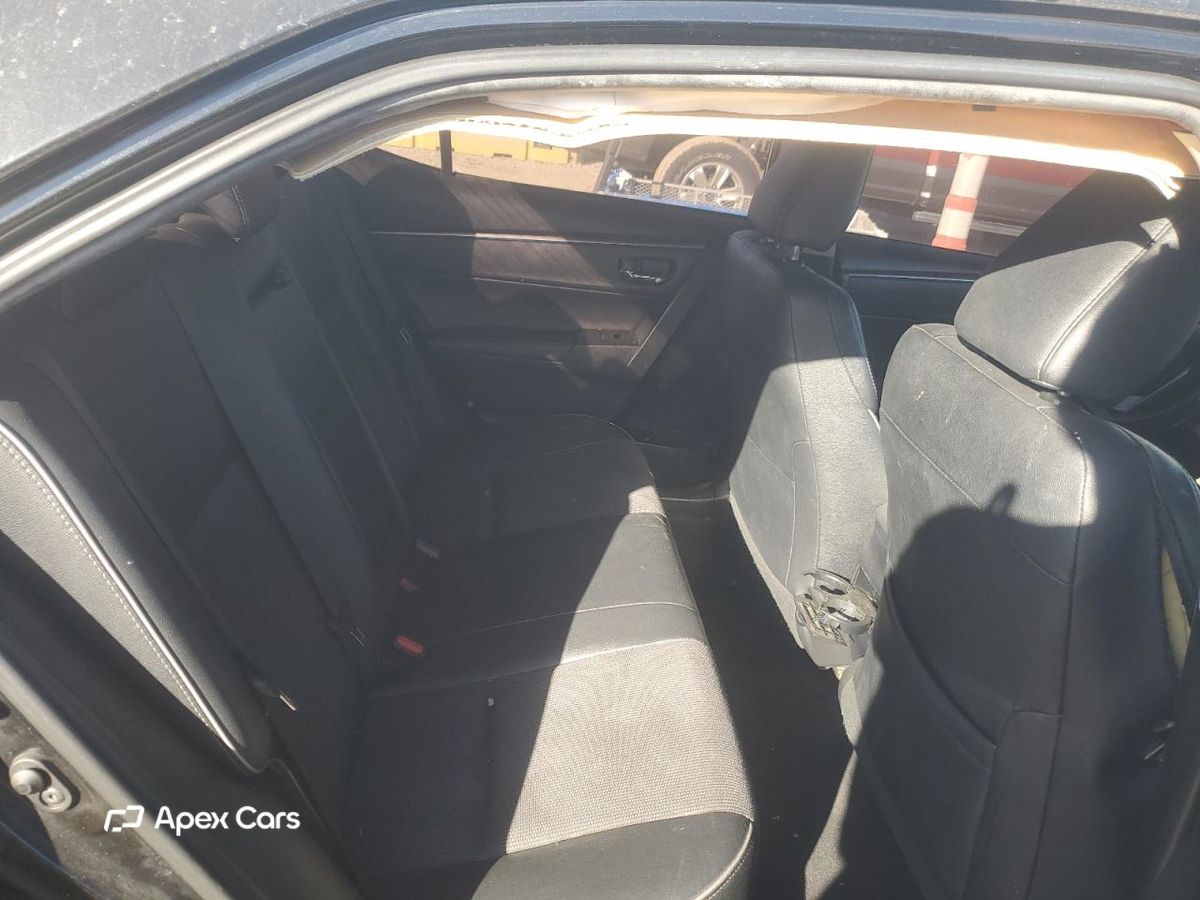 Toyota Corolla 2015
