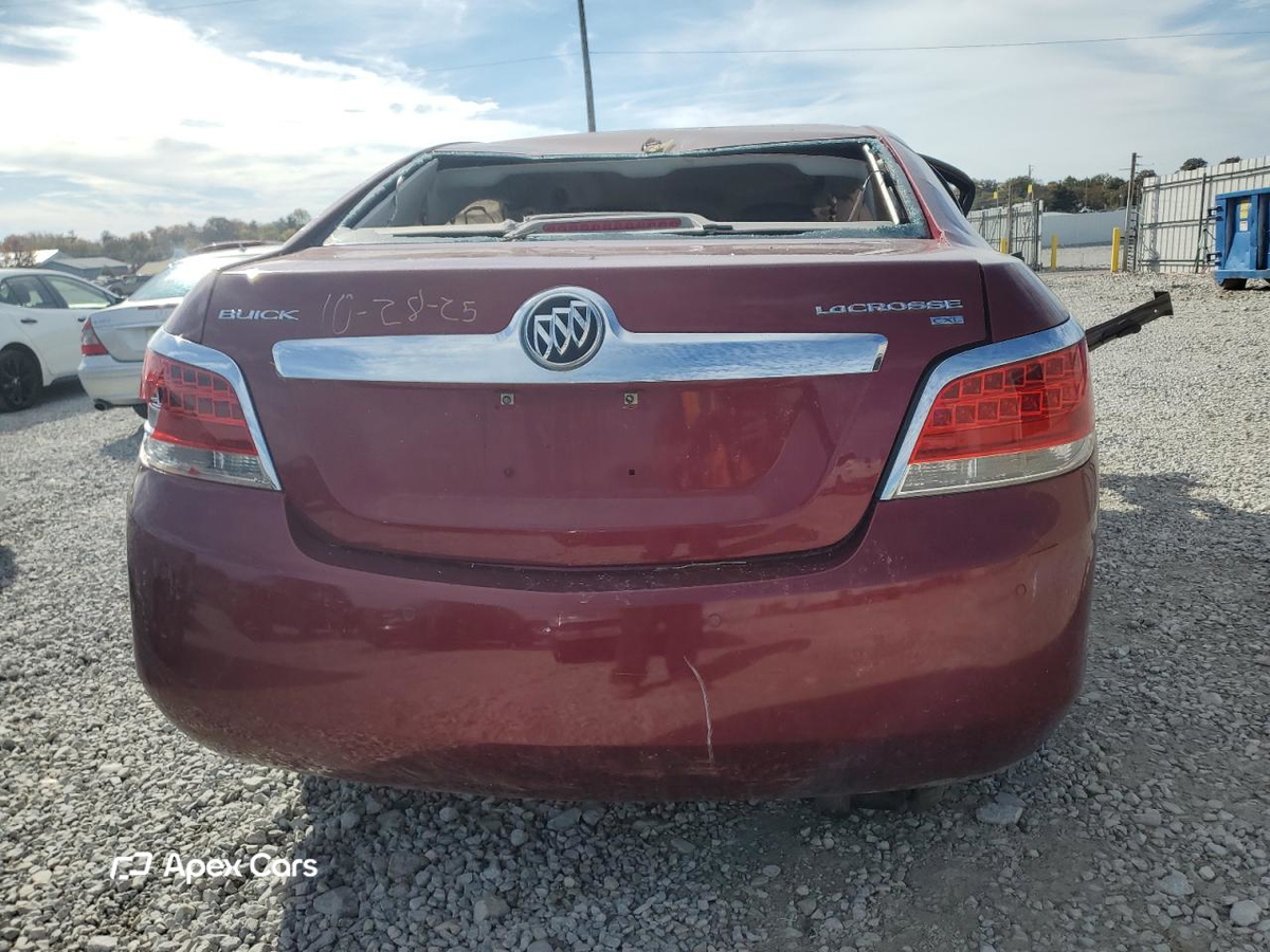 Buick LaCrosse 2011