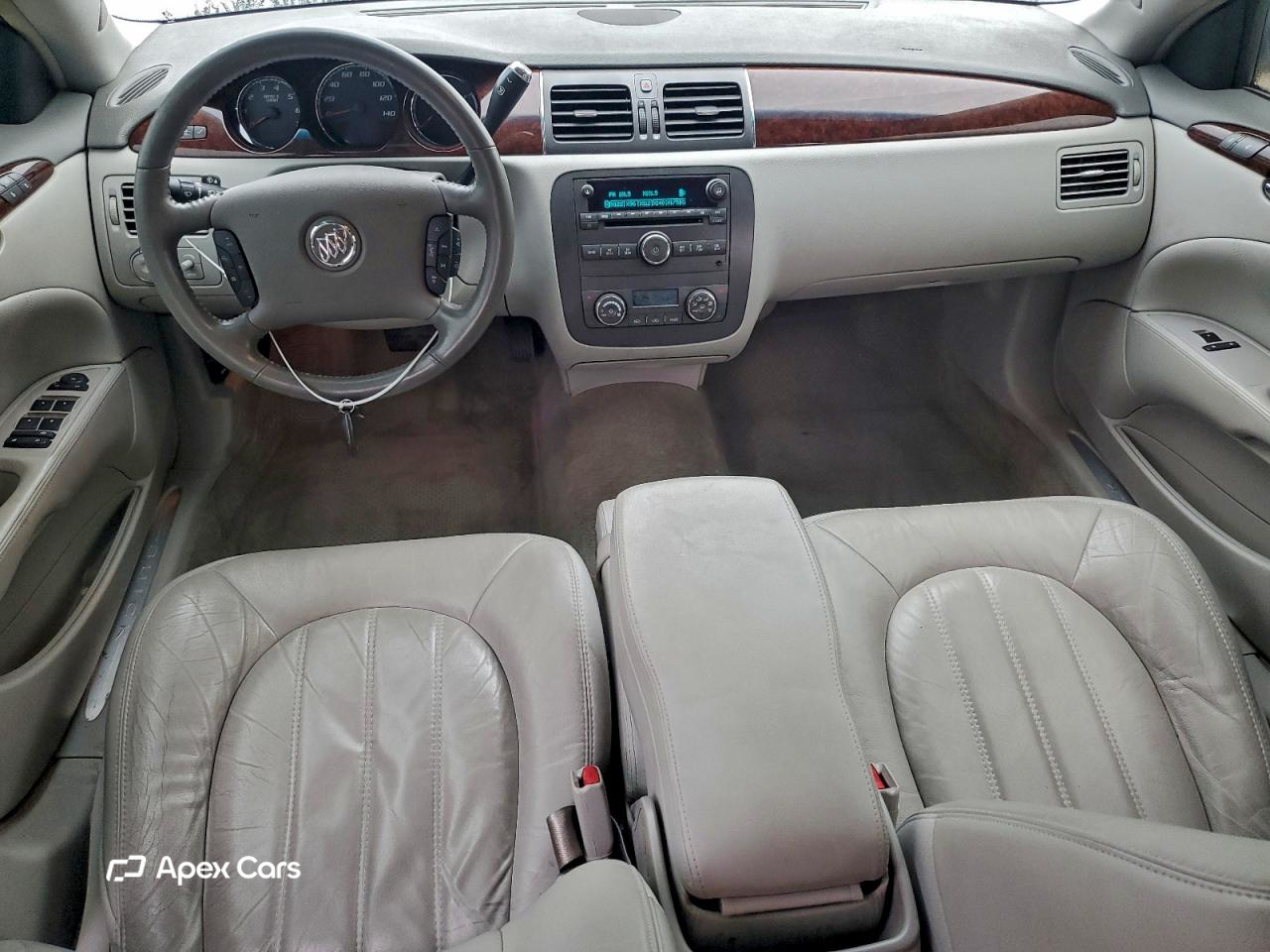 Buick Lucerne 2011