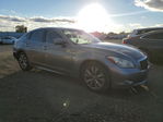 Infiniti M 2012