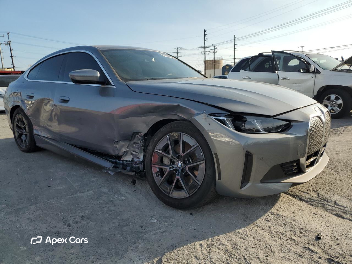 BMW i4 2025