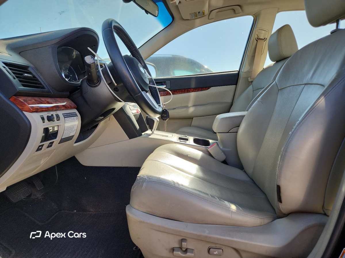 Subaru Legacy 2011