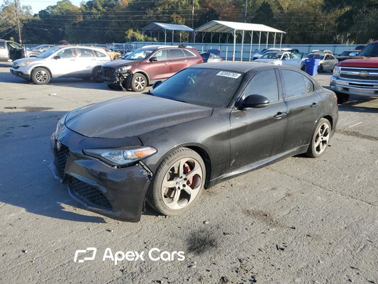2017 Alfa Romeo Giulia - Image 1 of 5