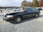 Lincoln Town Car 2010