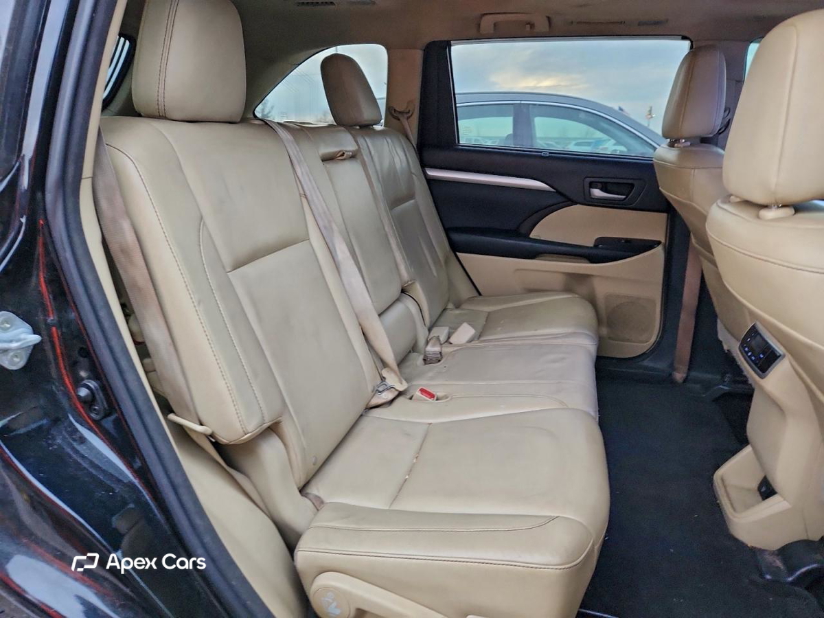 Toyota Highlander 2015