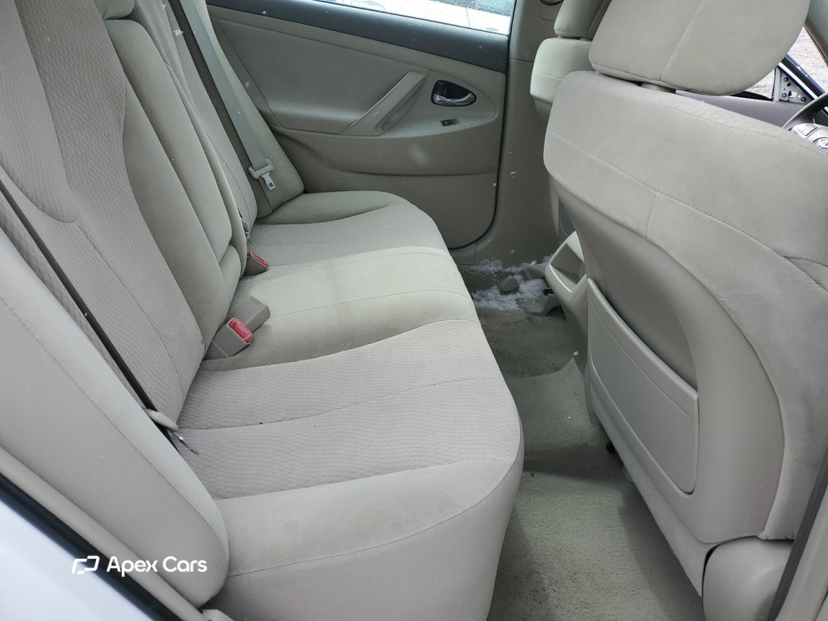 Toyota Camry 2011