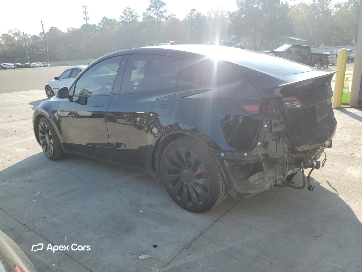 Tesla Model Y 2022