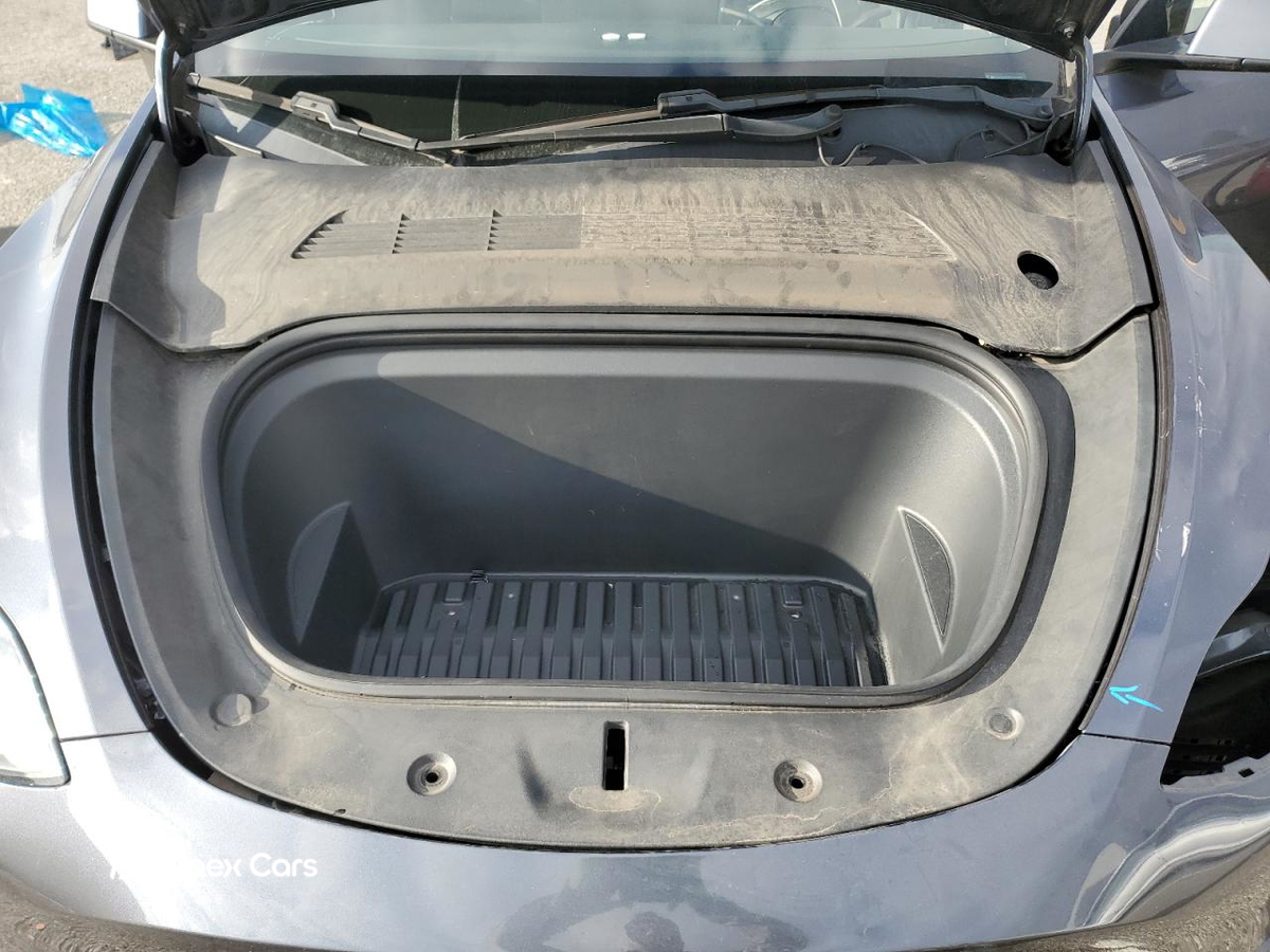Tesla Model Y 2020