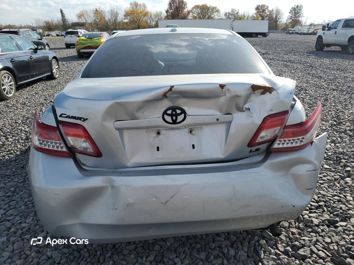 Toyota Camry 2010