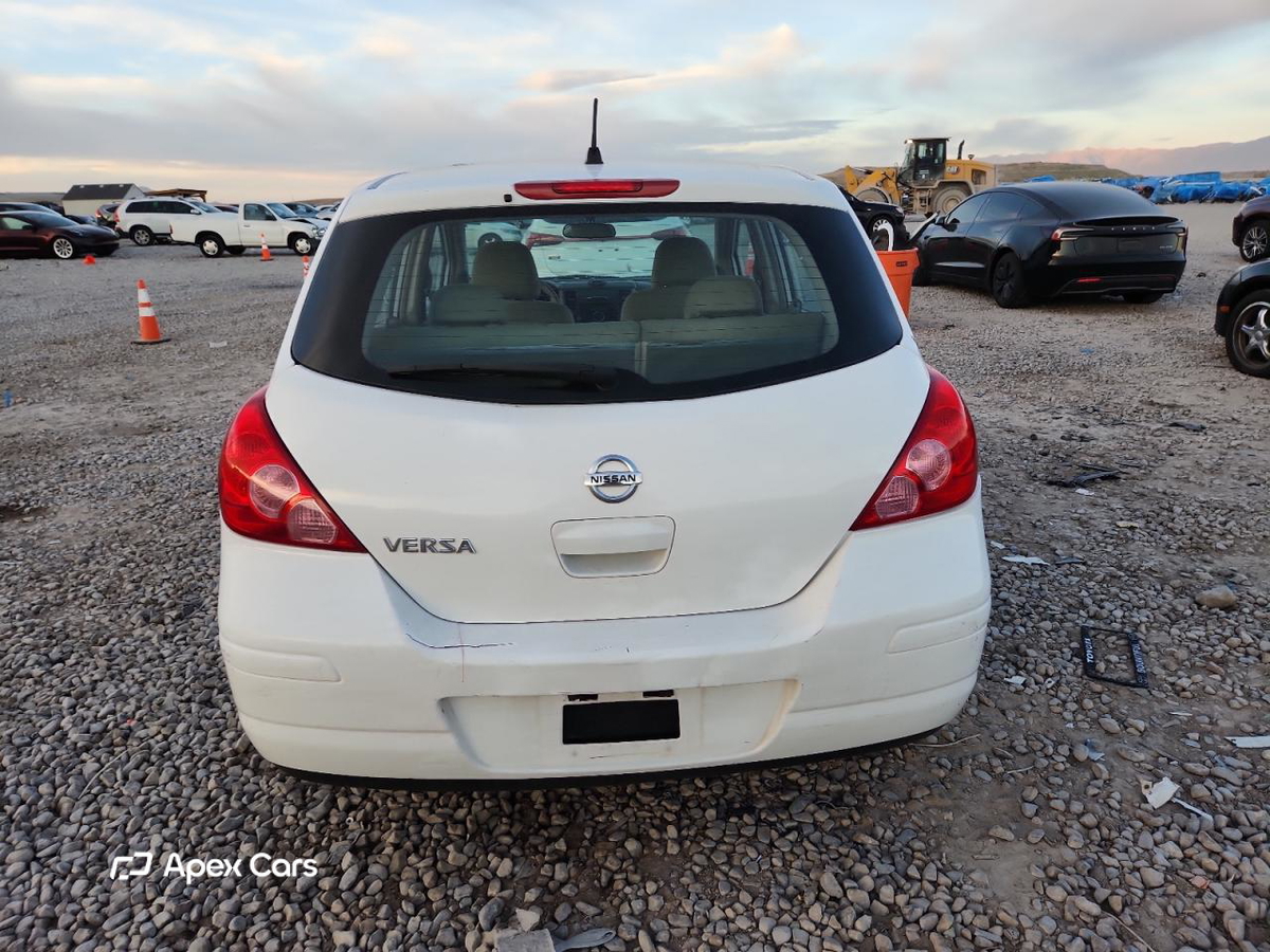 Nissan Versa 2009