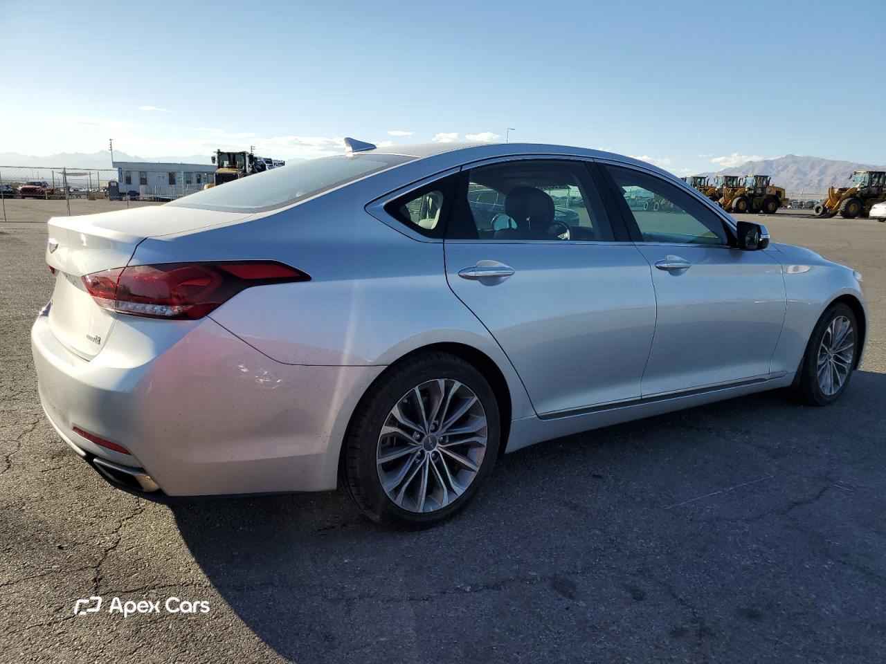 Hyundai Genesis 2015