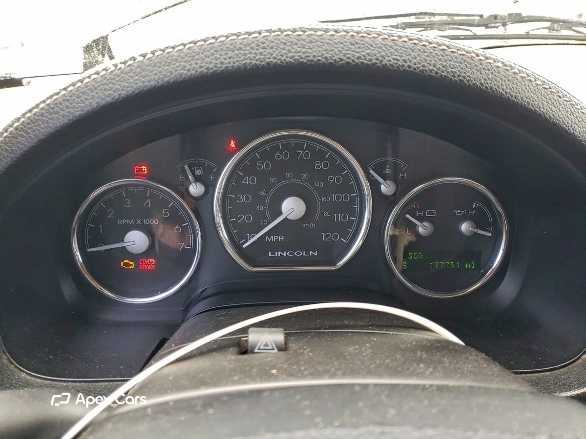 Lincoln Mark LT 2006