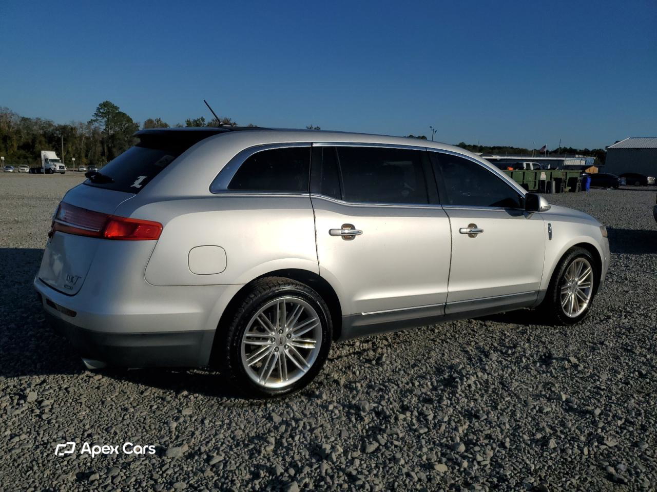 Lincoln MKT 2013