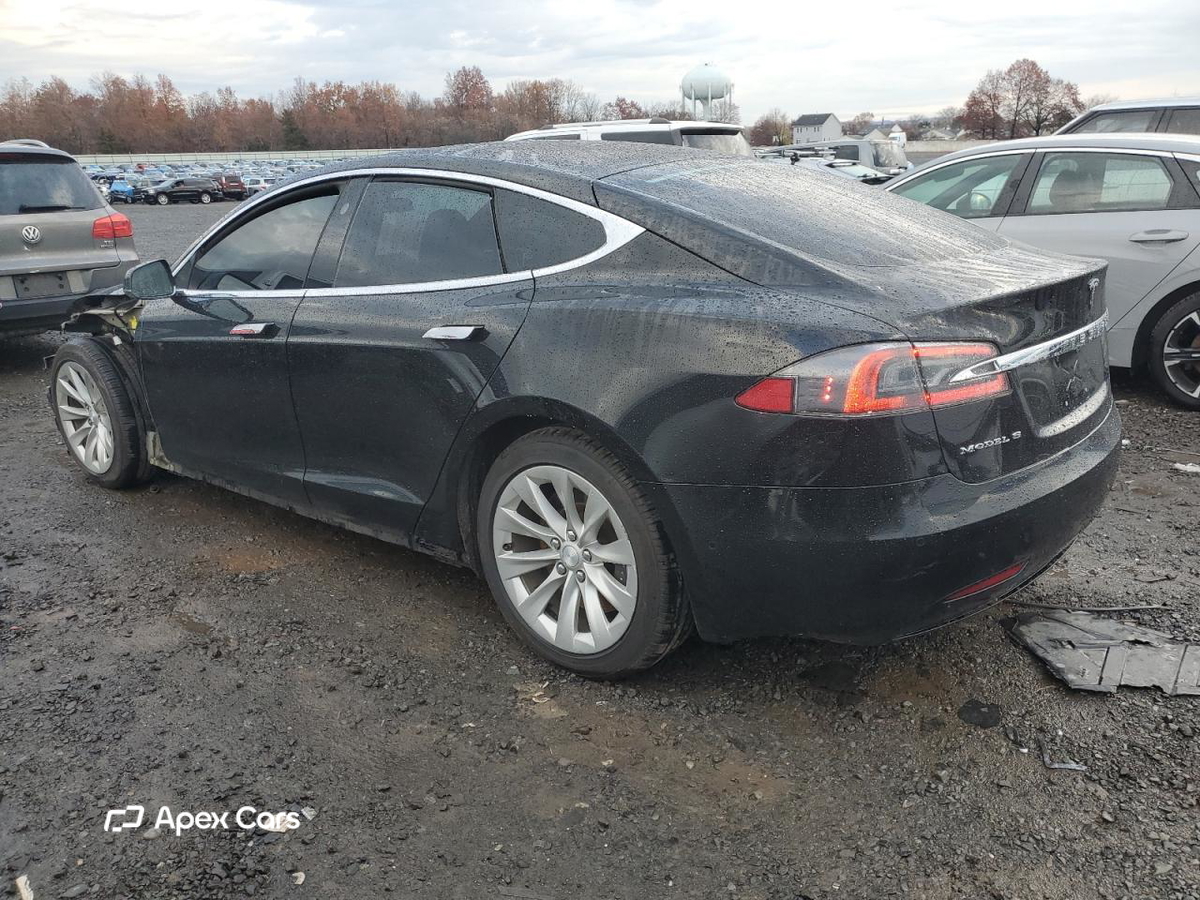 Tesla Model S 2018