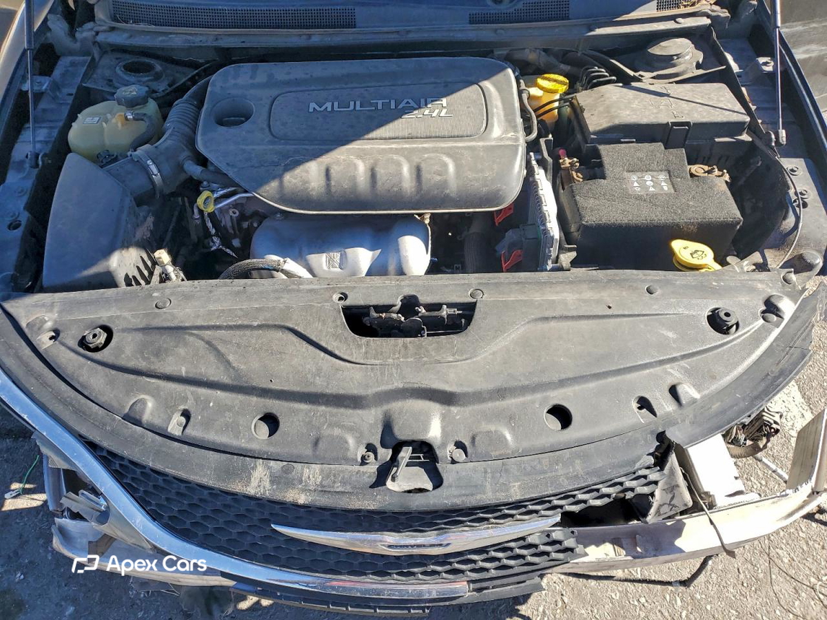 Chrysler 200 2015
