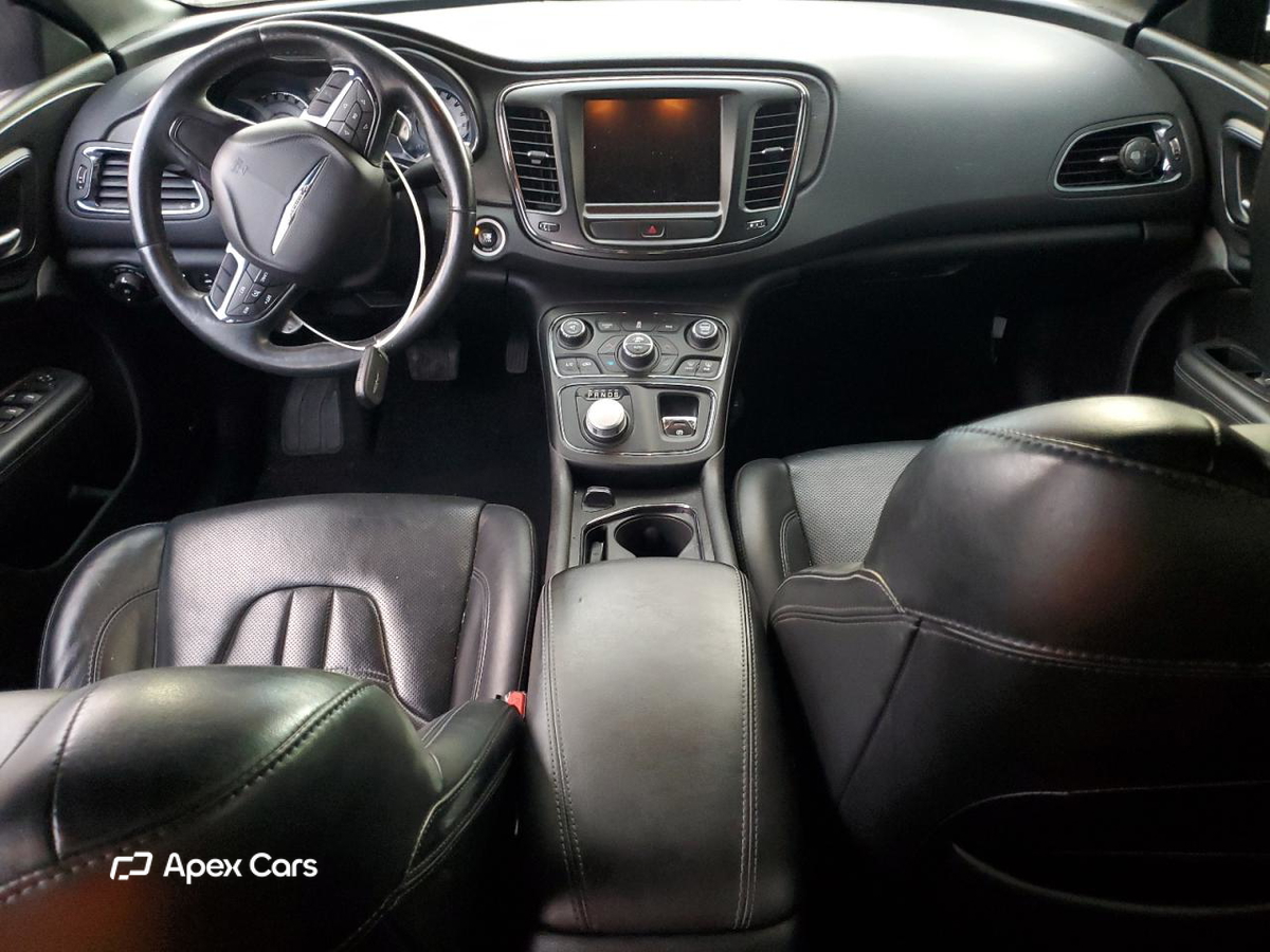 Chrysler 200 2016