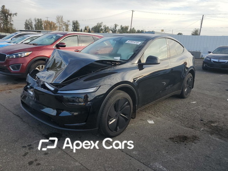 Tesla Model Y 2026 - Image 1 of 12
