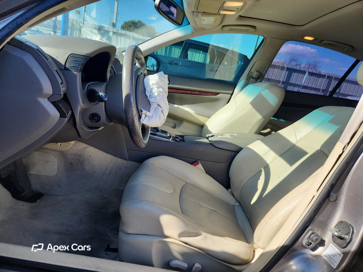 Infiniti G 2010