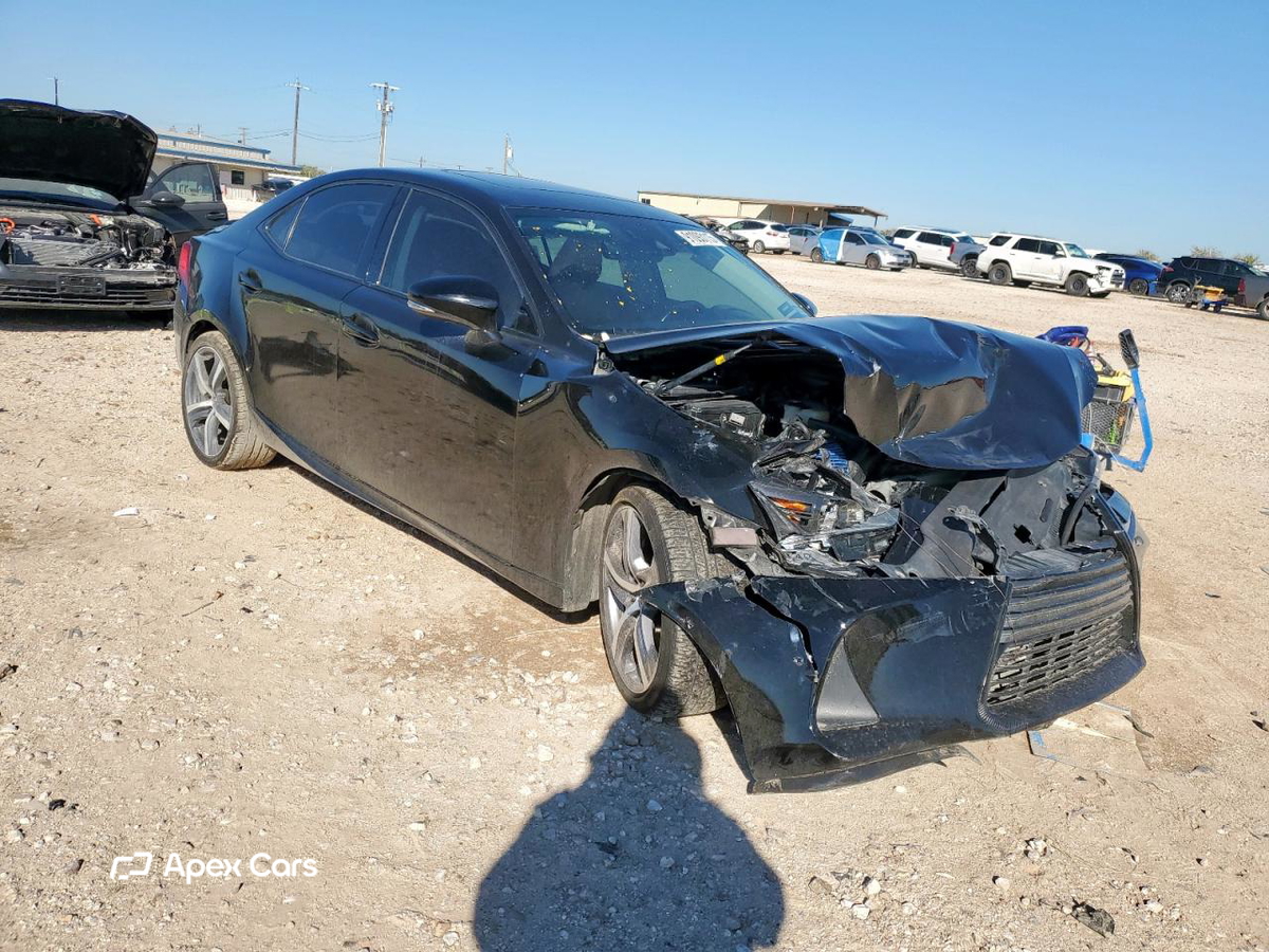 Lexus IS 2017