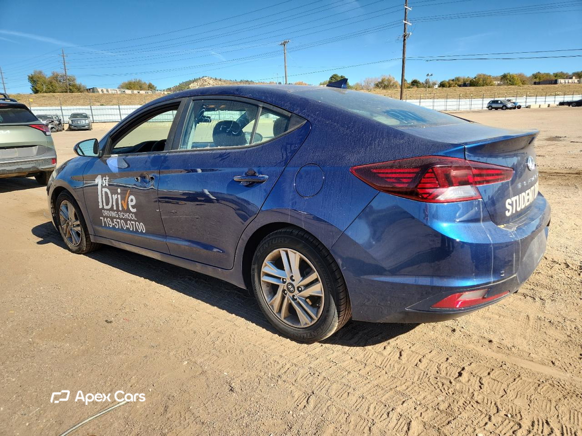 Hyundai Elantra 2020