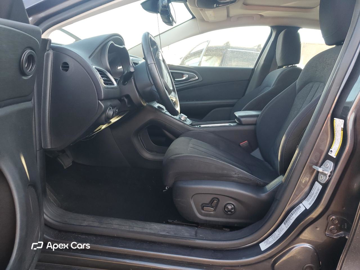 Chrysler 200 2015