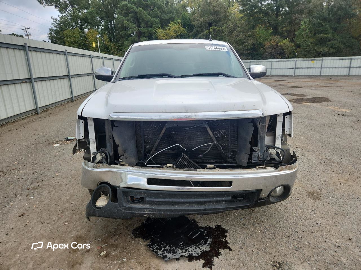 GMC Sierra 2013