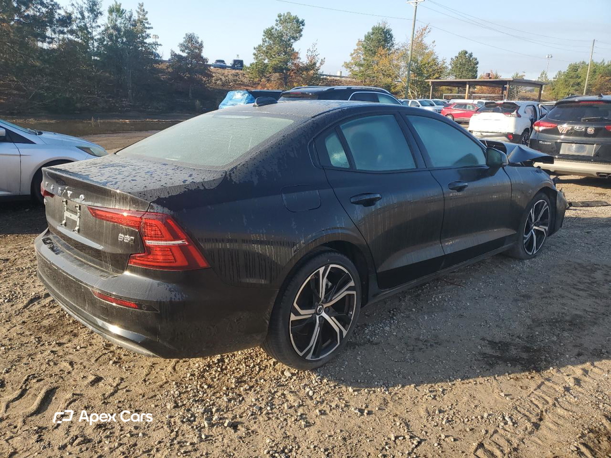 Volvo S60 2024
