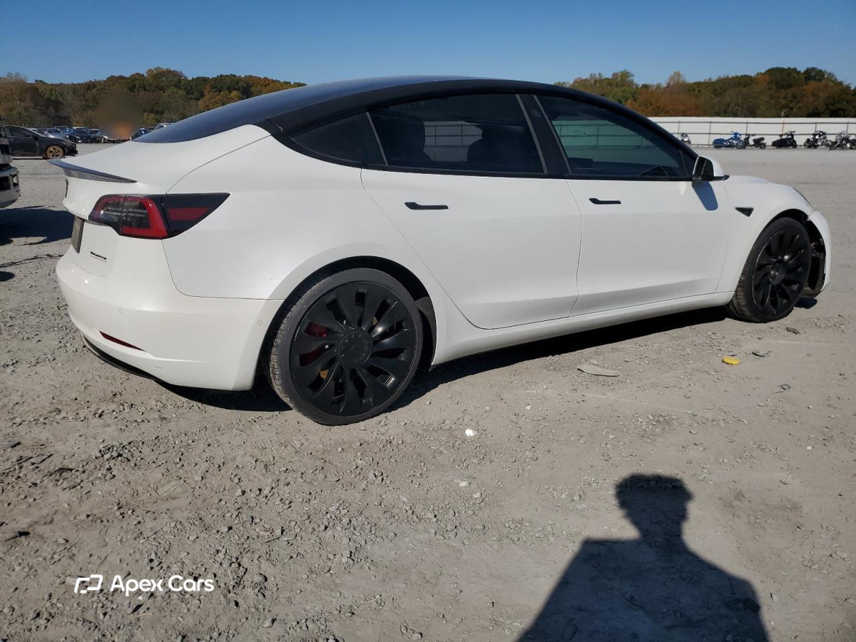 Tesla Model 3 2022