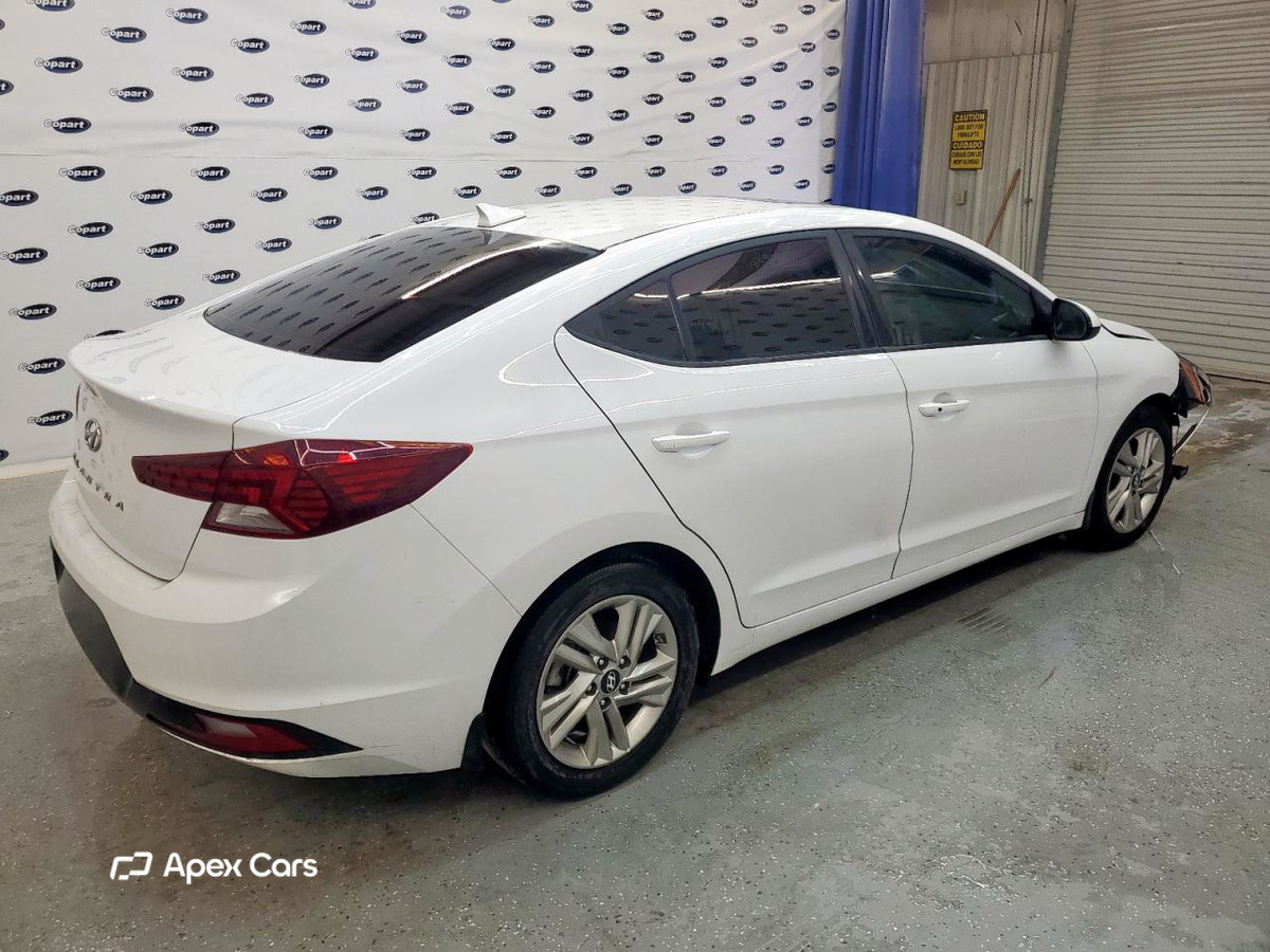 Hyundai Elantra 2019