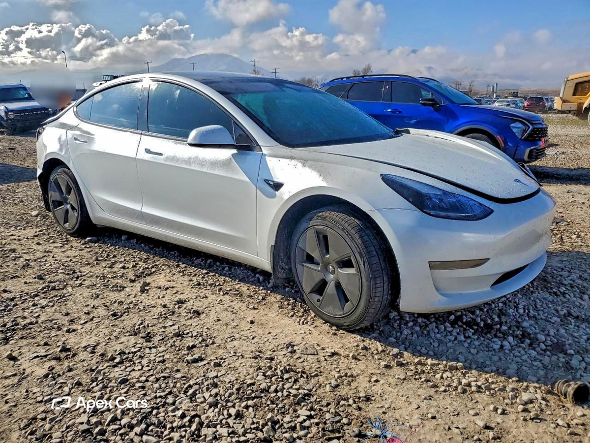 Tesla Model 3 2023
